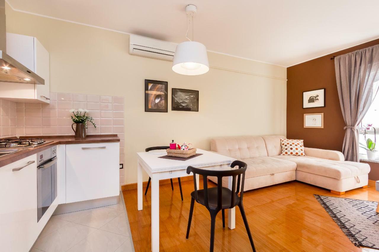 City Stylish Apartment Póla Kültér fotó